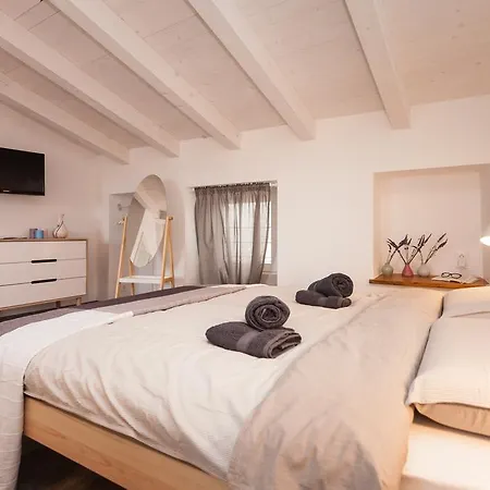 And Hey 招待所 4*